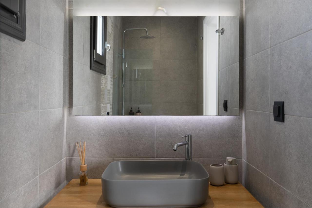 Akri Suites Vourvoúlos Buitenkant foto
