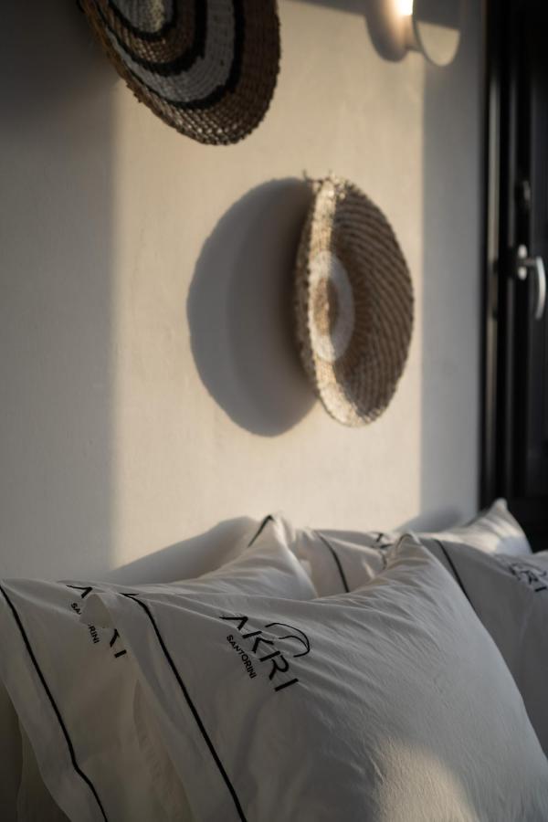 Akri Suites Vourvoúlos Buitenkant foto