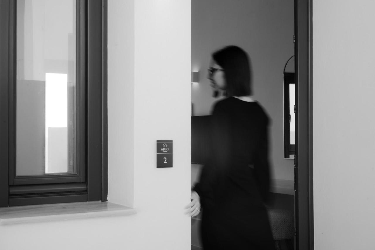 Akri Suites Vourvoúlos Buitenkant foto